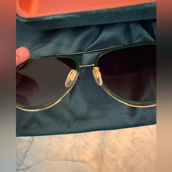 Gucci Aviators GG0062S Sunglasses New Bee Luxury Sunnies - Picture 8 of 12